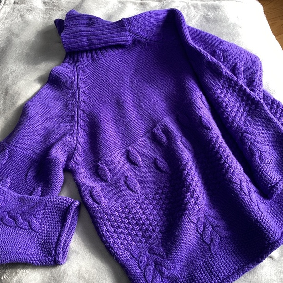 VINTAGE NORDICA PURE SOFT WOOL PURPLE THICK TURTLENECK SWEATER SIZE LARGE - Picture 1 of 12